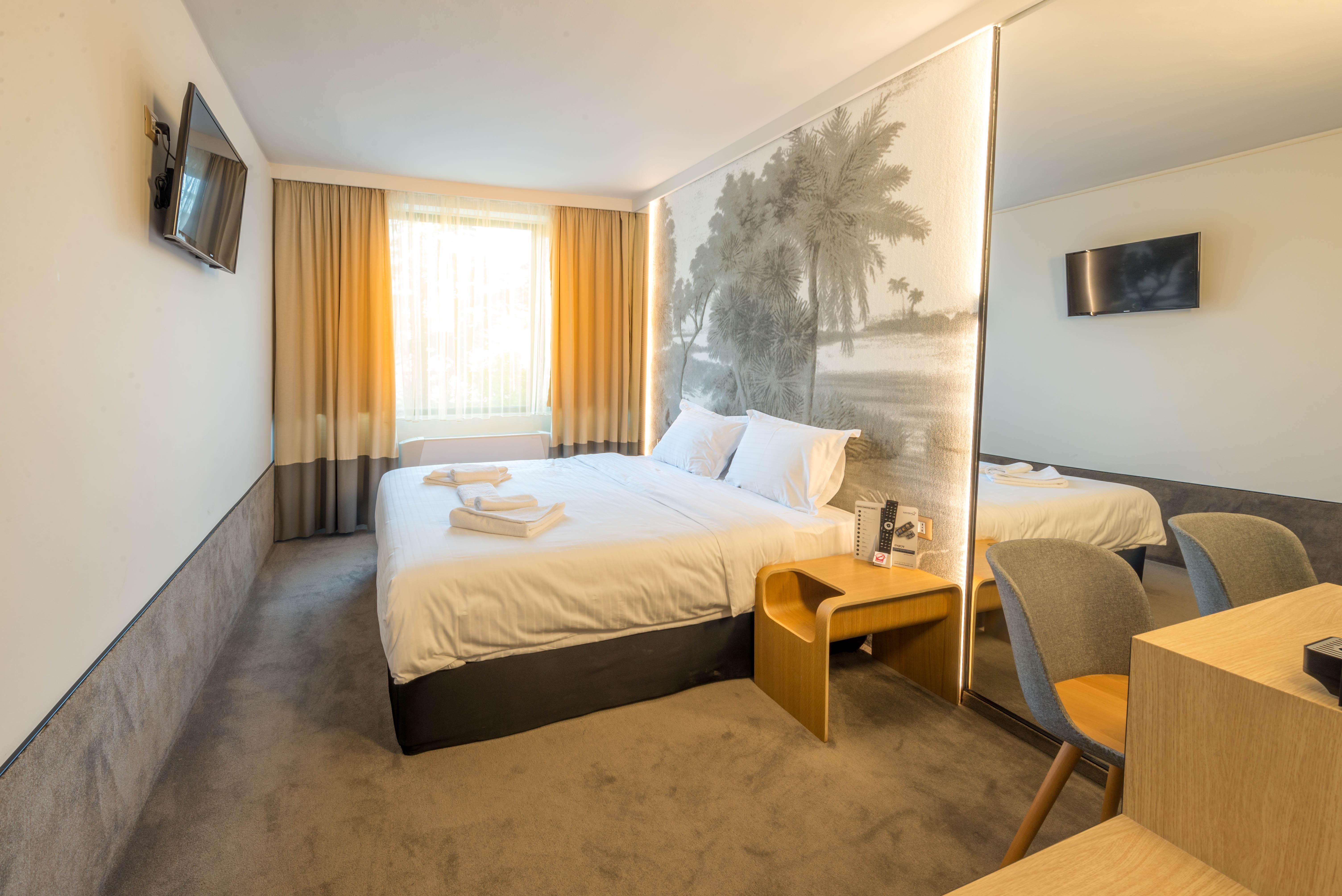 Park Hotel Raya Garden - Free Parking Veliko Tŭrnovo Exterior photo