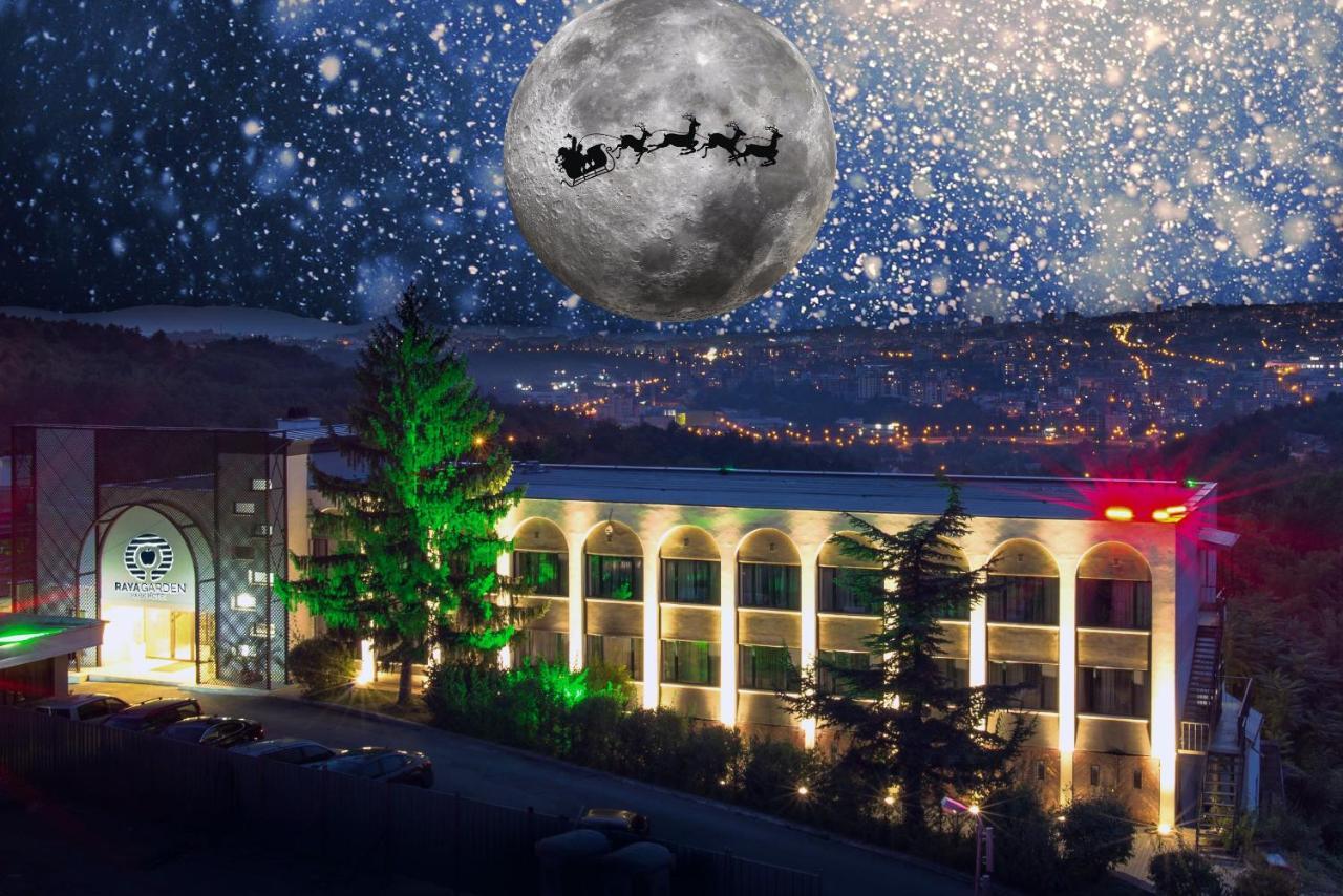 Park Hotel Raya Garden - Free Parking Veliko Tŭrnovo Exterior photo